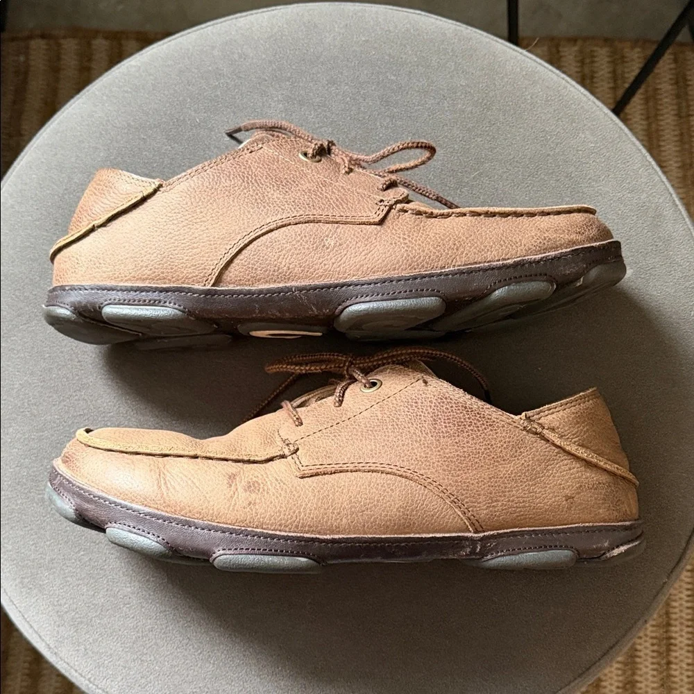 OluKai Tan Leather Loafers Hamaka Poko Moc Toe Brown Mens Euro 43/9.5-10 Shoes